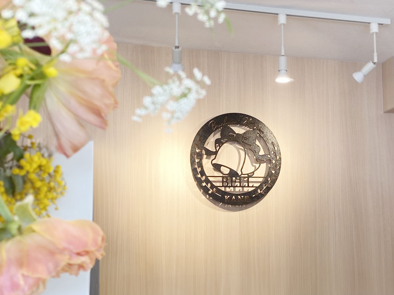 Barbars kitchen BELL様のアイアンサインの写真です。